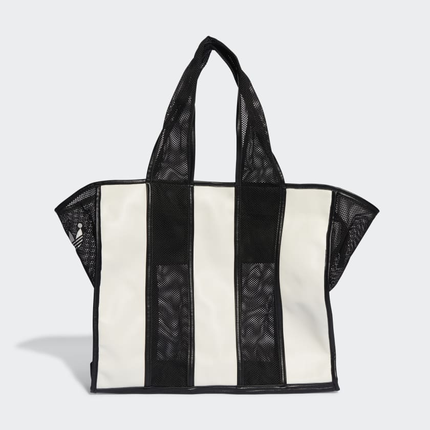 bag black and white
