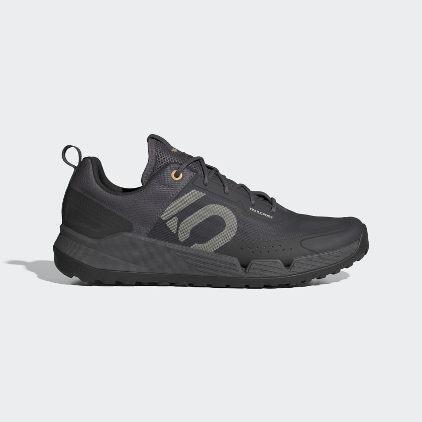 Bike running shoes shop