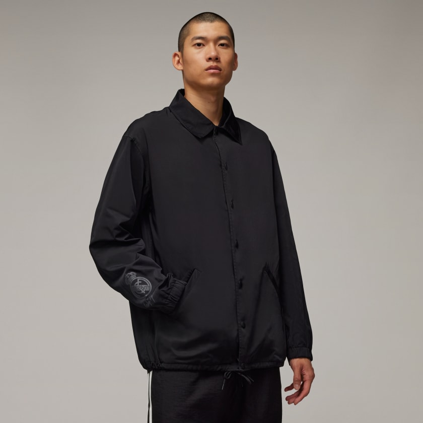 アディダス Y-3 REAL MADRID TRAVEL COACH JACKET - ブラック | アディダス ジャパン