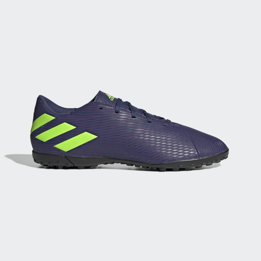 Adidas nemeziz top cesped artificial