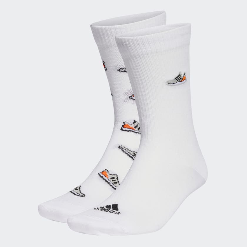 Ultra boost discount with long socks