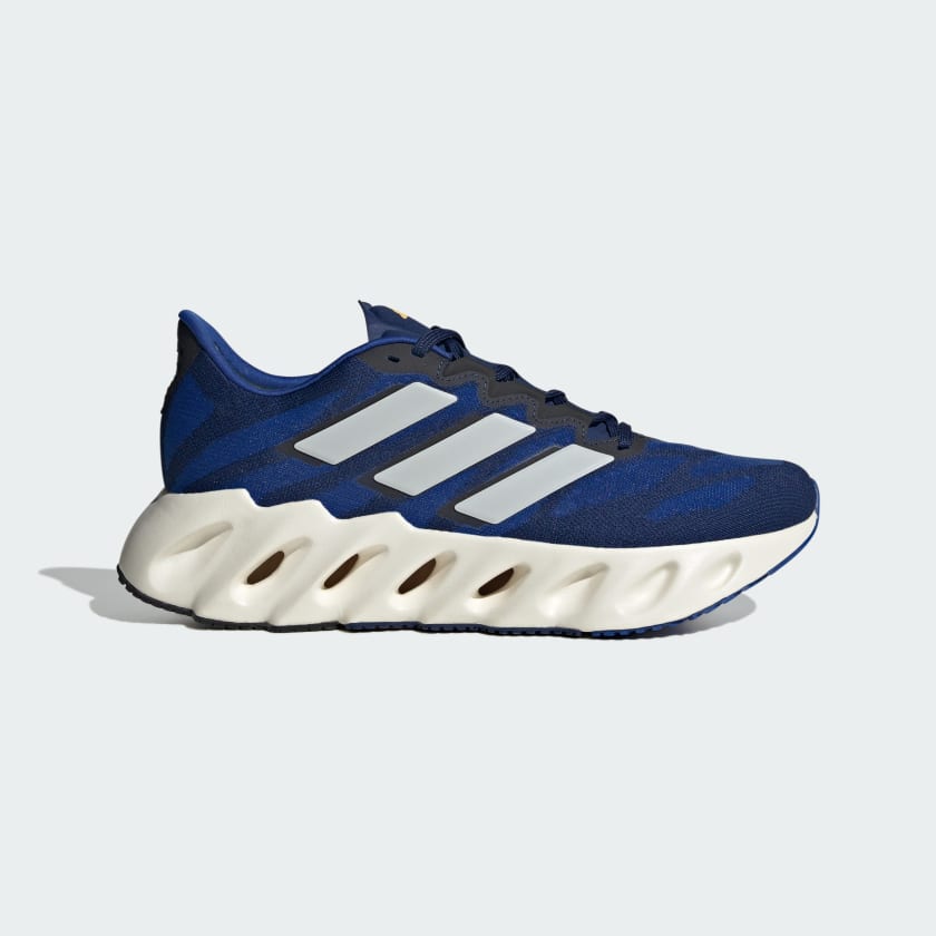 Scarpe adidas yeezy blu hotsell