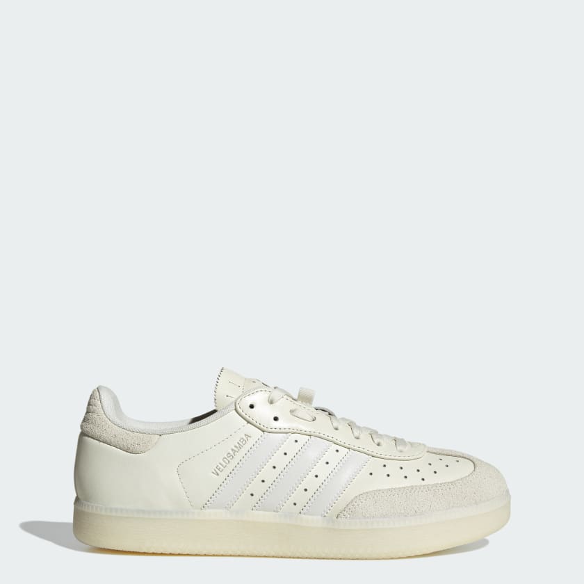 人気定番の Velosamba_Leather_Shoes_White_ 靴