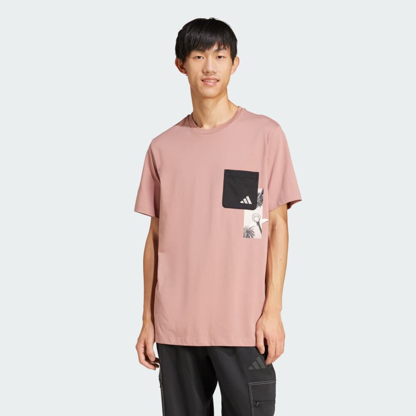 当季大流行 - Tee Graphic Pocket Elevated Lens adidas Pink Free | トップス