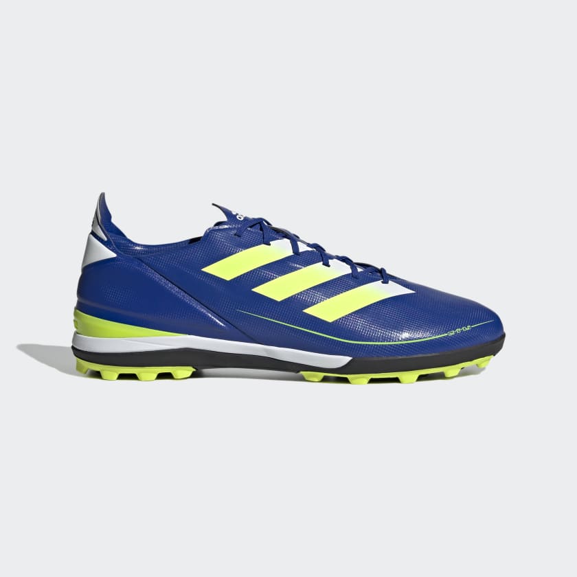 Guayos top adidas f30