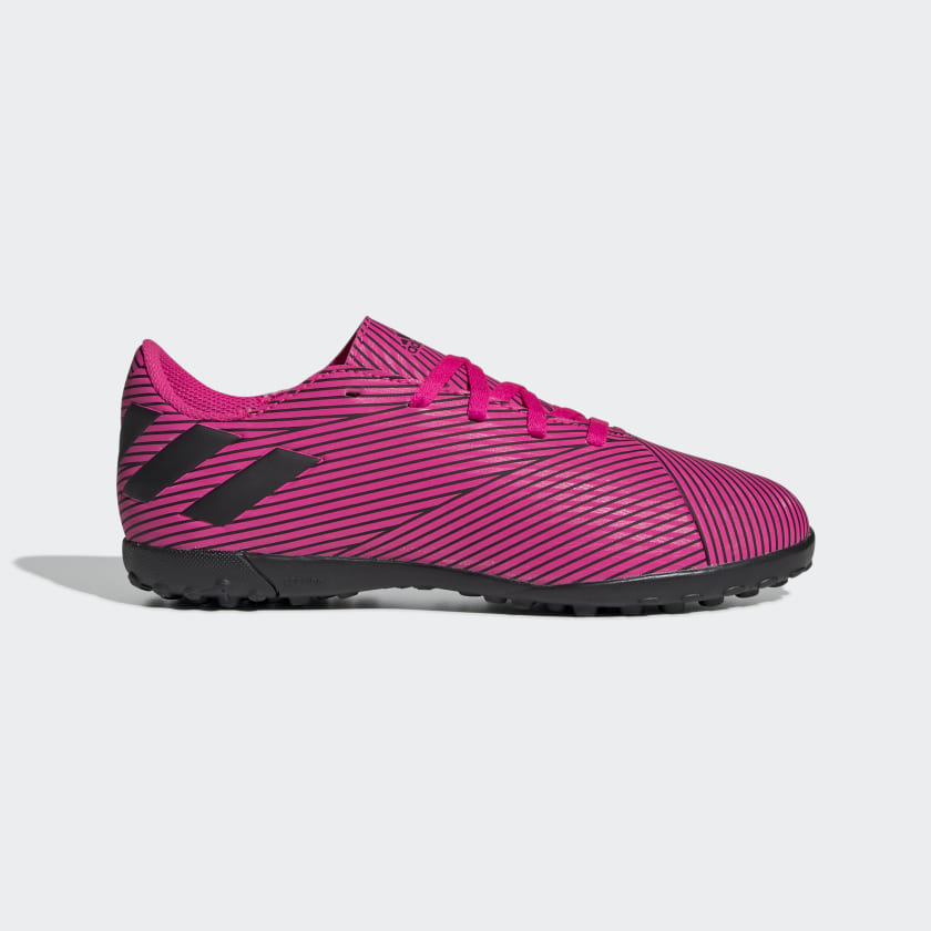 Chuteira nemeziz society rosa deals