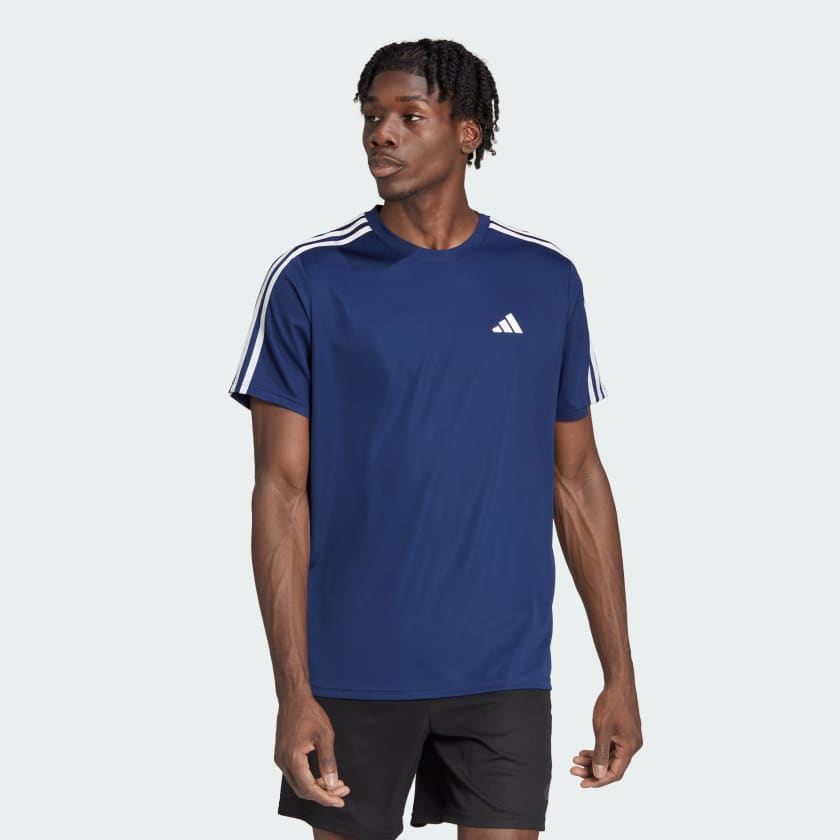 Adidas tshirt store 3 stripes