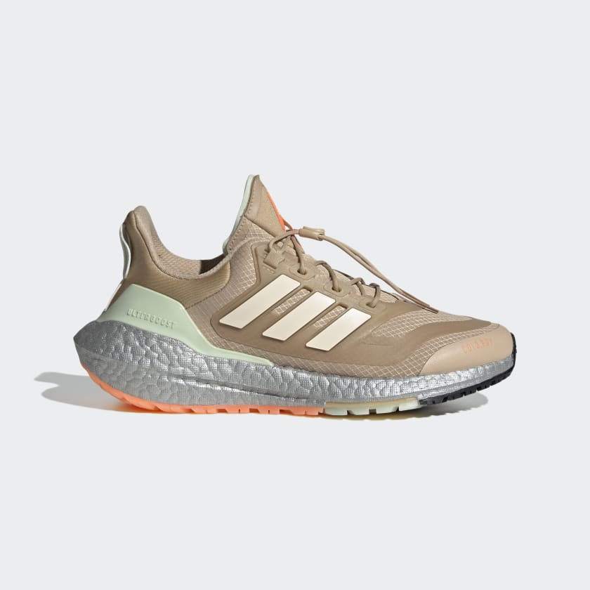adidas men's ultraboost 22 cold rdy running shoes