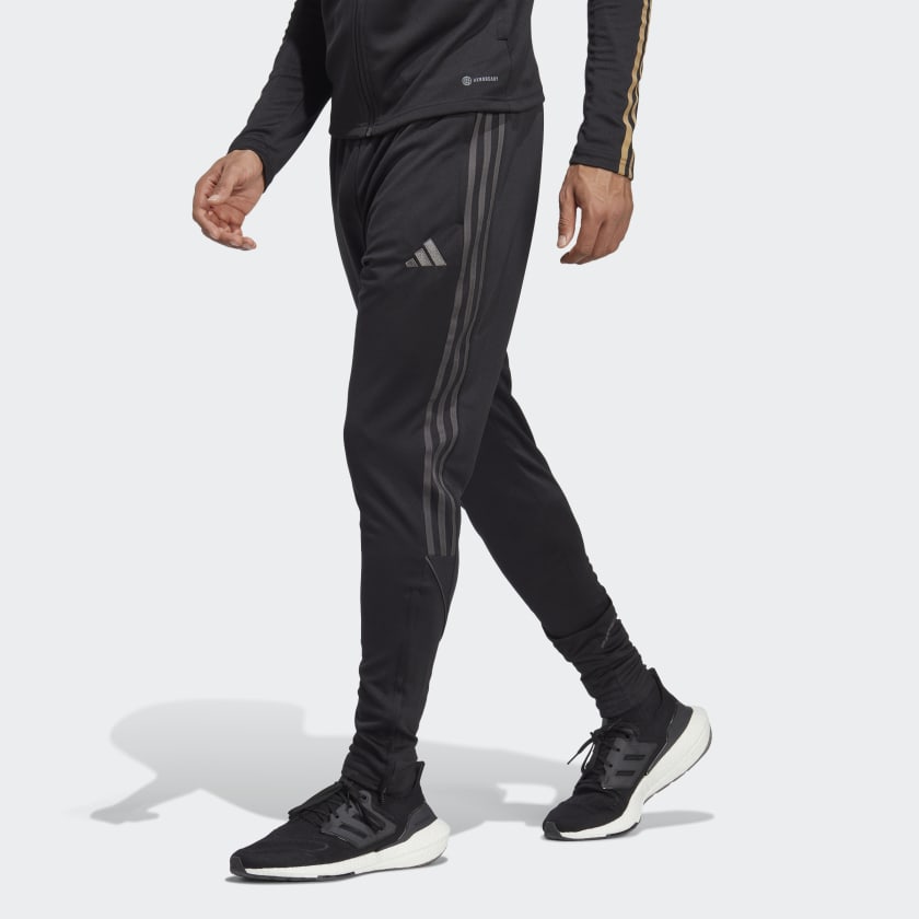 Adidas tracksuit bottoms medium shop