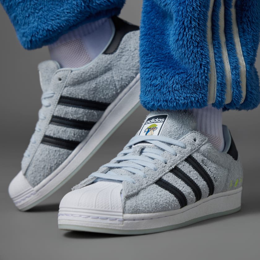 Adidas Into the Metaverse Superstar Man’s Shoe Review – Are These Sneakers from Another Dimension?