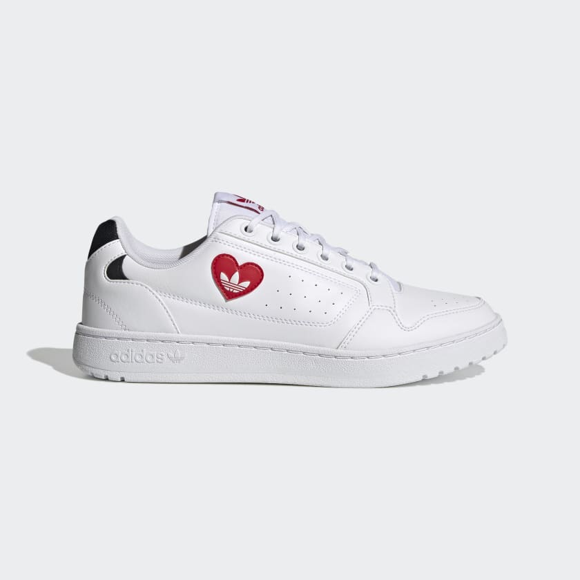 Heart adidas shoes deals