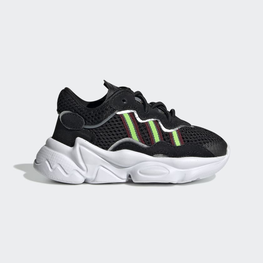 T nis OZWEEGO UNISSEX Preto adidas adidas Brasil