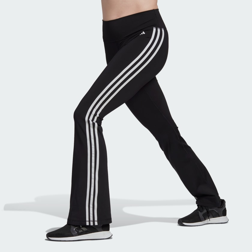 Adidas flared trainingsbroek hotsell