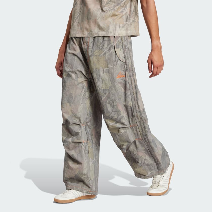 デシグアル Desigual 長パンツ PANT PINTUCK CAMO （ホワイト