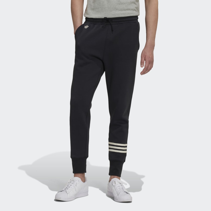 give Mange Jo da adidas Adicolor Neuclassics Sweatpants - Black | Men's Lifestyle | adidas US
