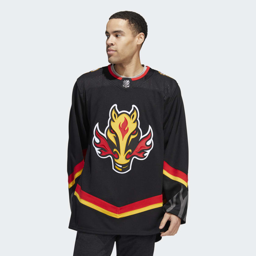 Adidas NHL Calgary Flames Authentic Camo I Salute Military Jersey EI2433  Size 46