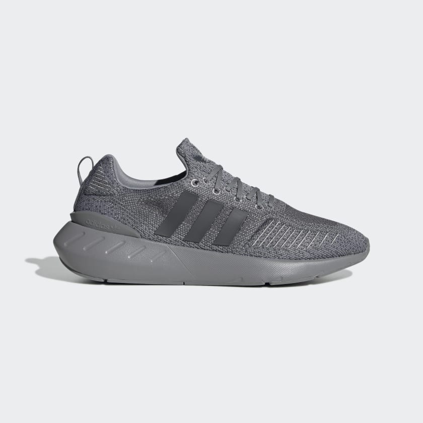 Adidas run sale swift grey