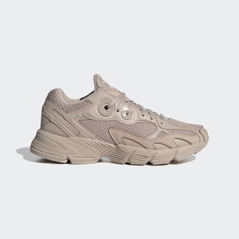 Adidas falcon f 3621 on sale