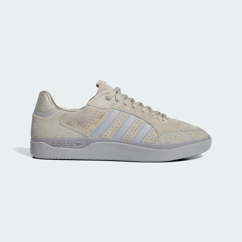 Adidas tyshawn discount