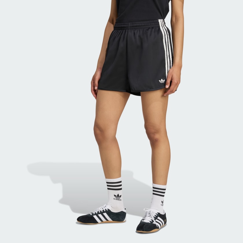 adidas Originals サテン ショーツ ラッフル スリーストライプス