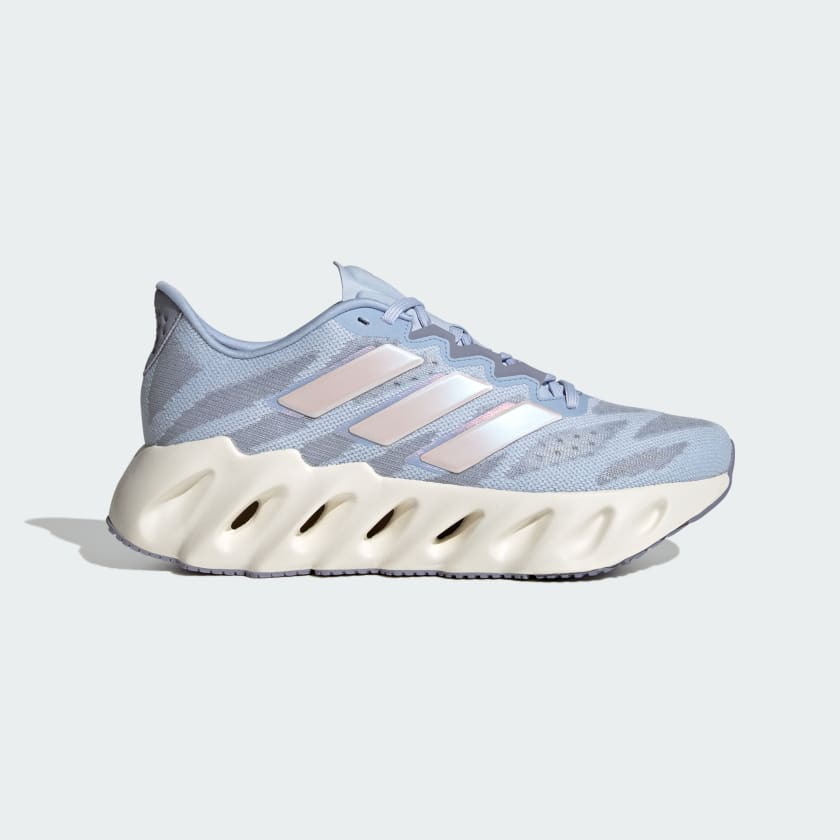 Adidas yeezy hotsell 1500 tenis
