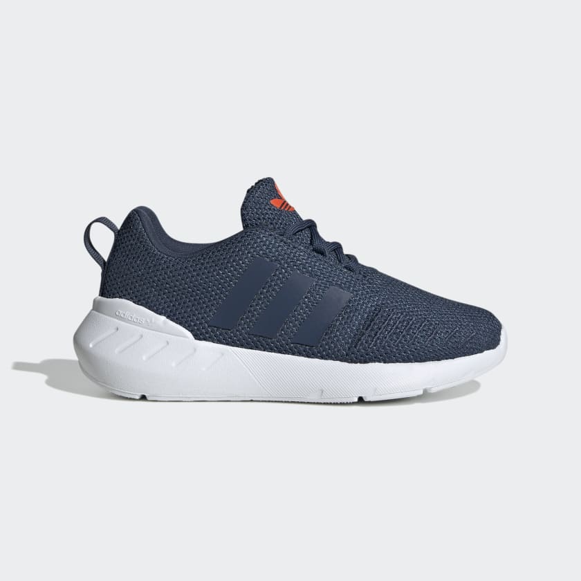 Adidas originals swift run blue and black store
