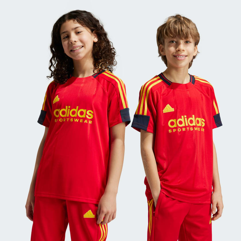 Adidas sport wears outlet