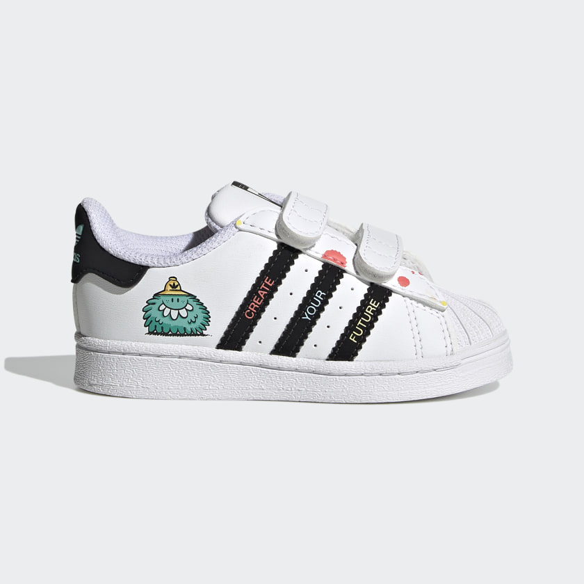 adidas x Kevin Lyons Superstar Schoenen
