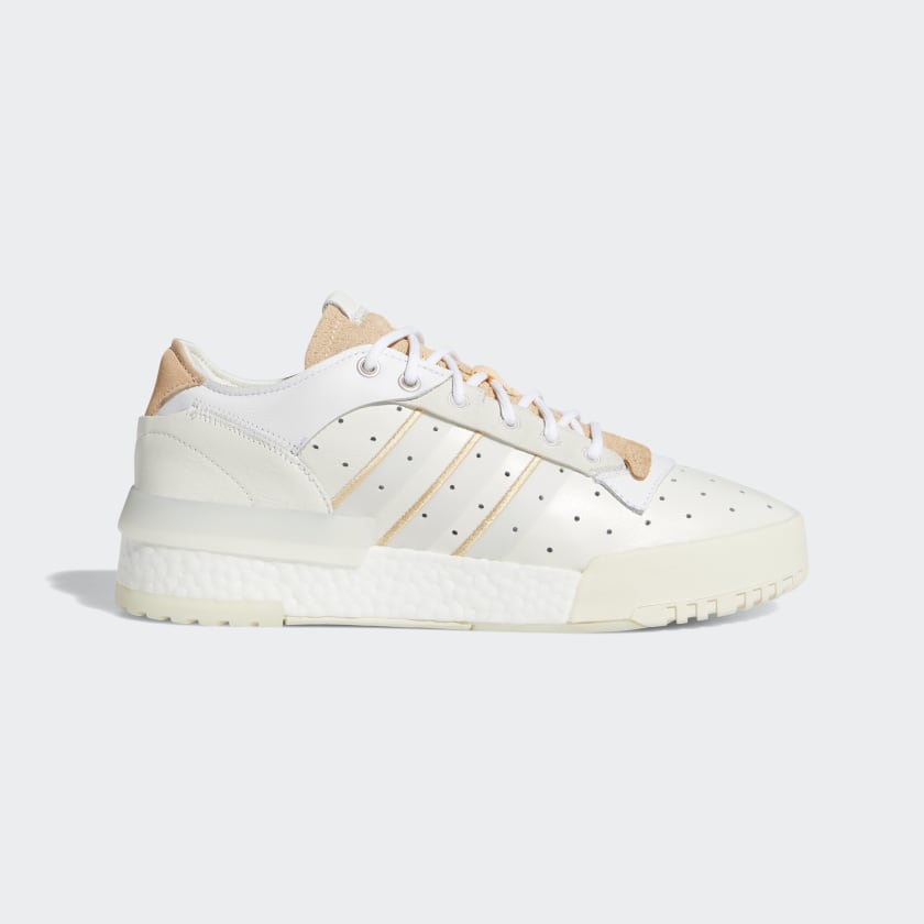 Tennis shoes orange clearance