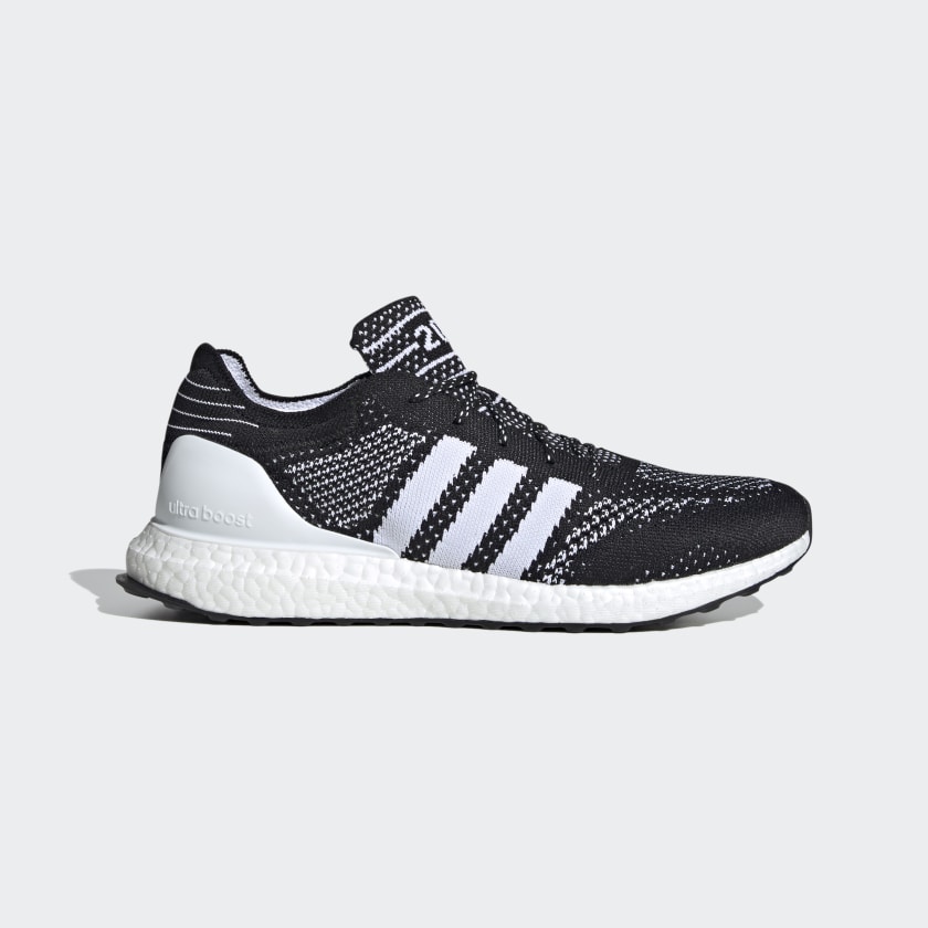 Zapatillas UltraBoost DNA Prime negras y blancas de hombre | adidas España