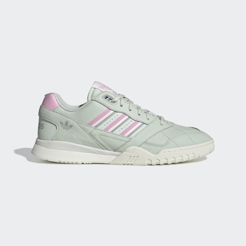 mens adidas trainers green