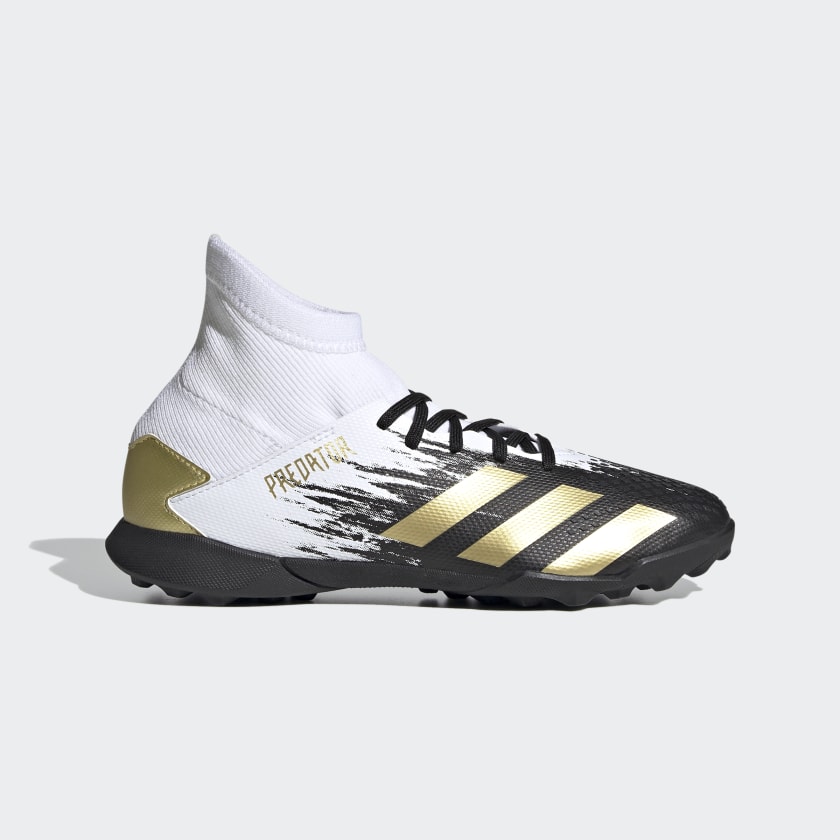 Chaussure turf adidas