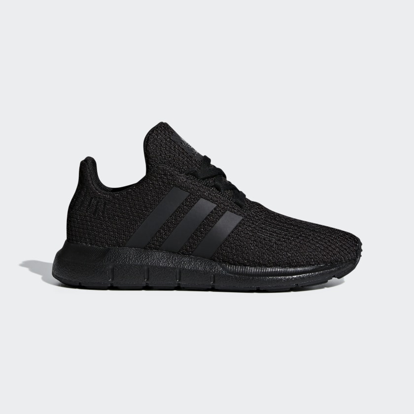 tênis adidas originals swift run j preto