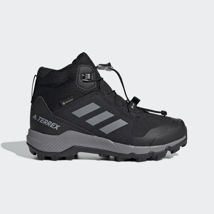 terrex relaxed sporty goretex mid shoes