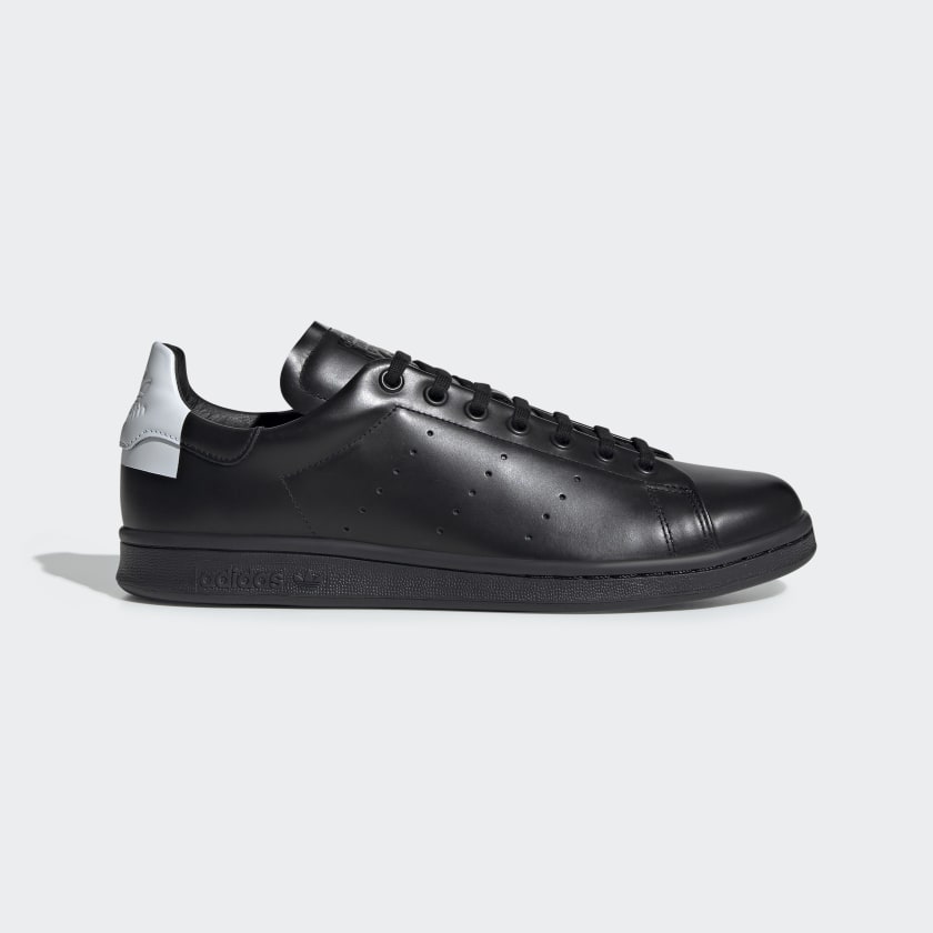 chaussure stan smith recon