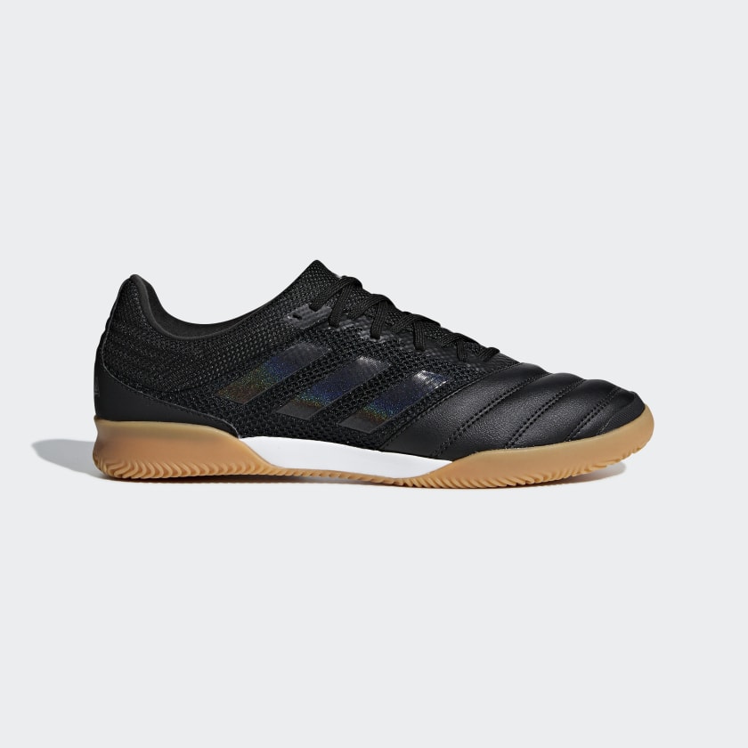 tênis de salão da adidas