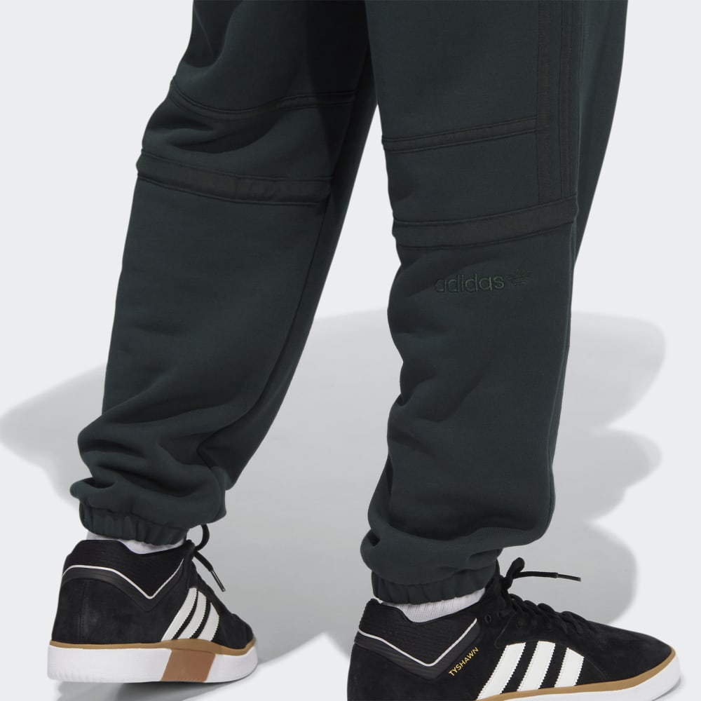 Unisex Adidas Skateboarding CLR84 Pants Gender Neutral 7230.0 Sneaks.kg