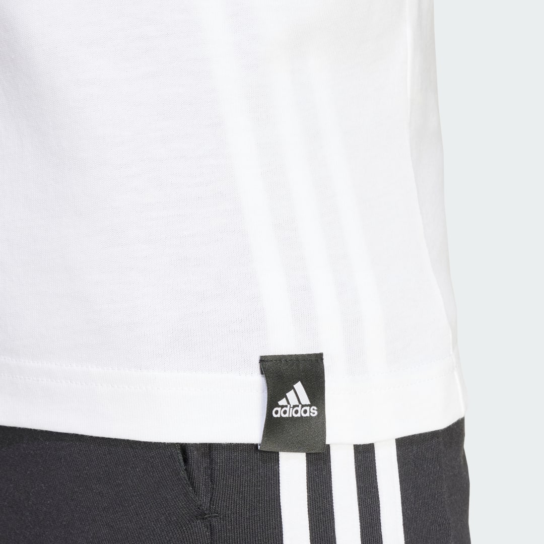 adidas Playera Codes Badge of Sport Estampada Hombre, Blanco