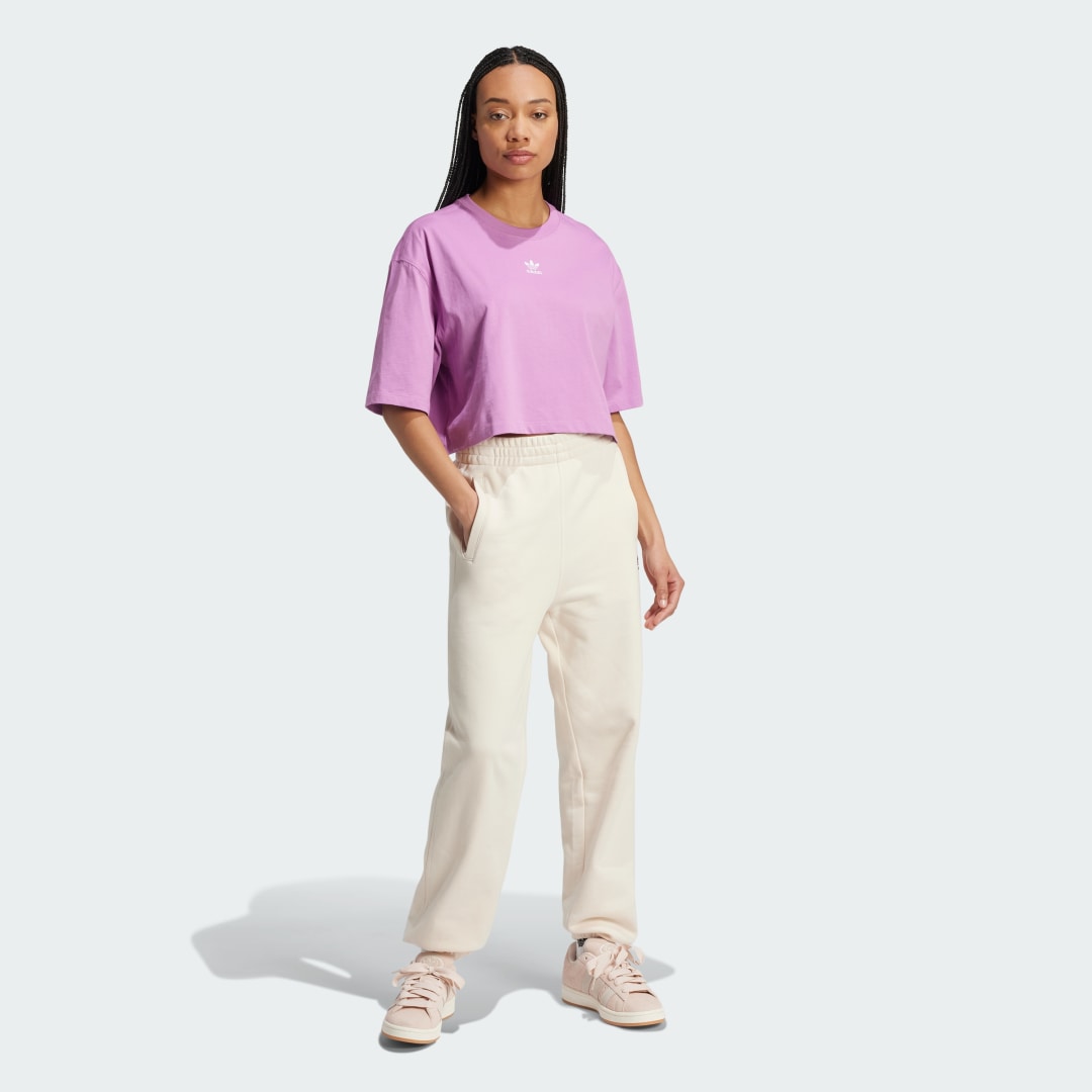 Thumbnail - Essentials Crop T-Shirt