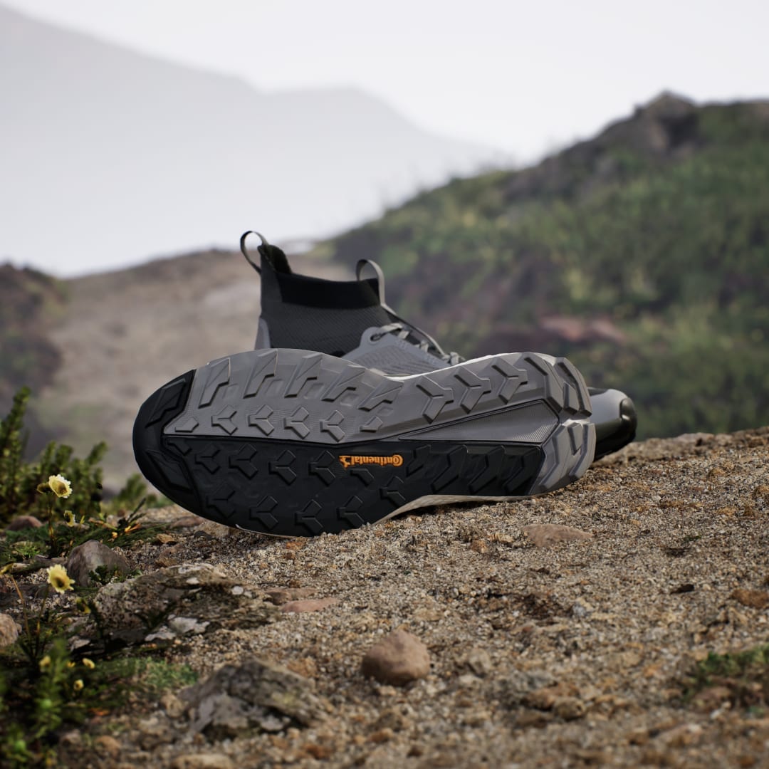 Adidas Free sneaker Charcoal Solid Grey / Core Black / Olive Strata