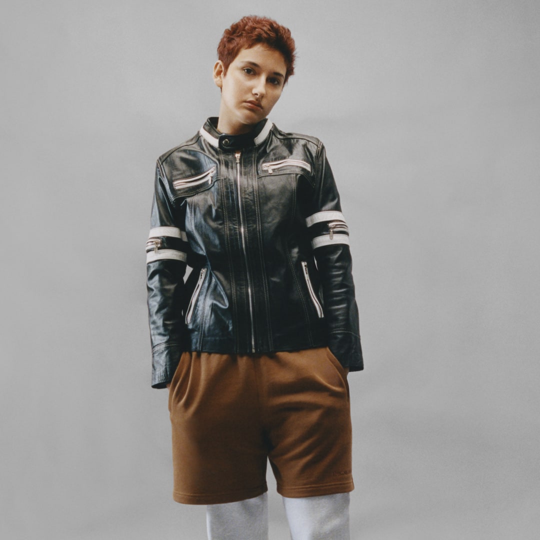 фото Шорты pharrell williams basics adidas originals