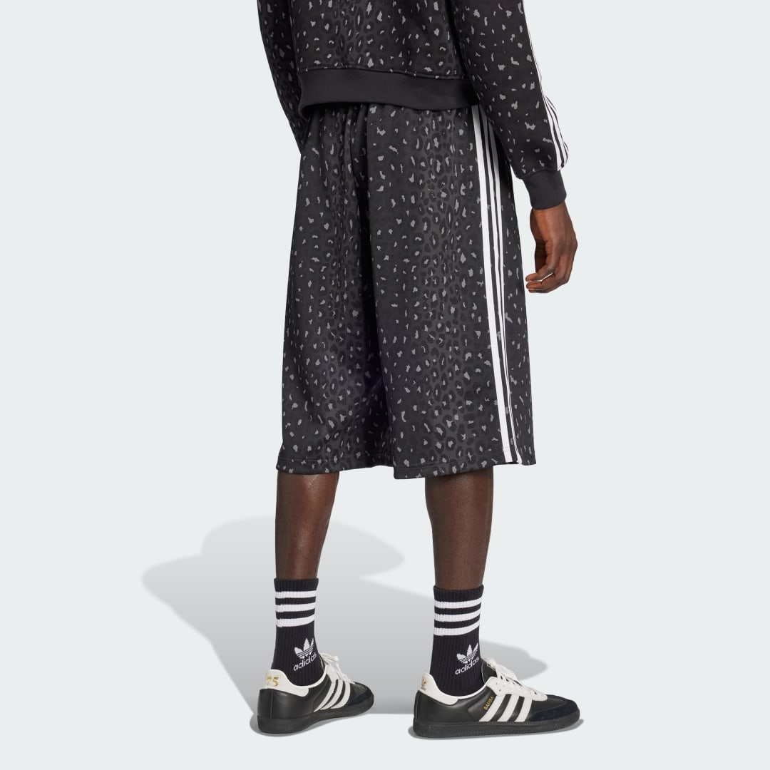 Thumbnail - Leo Oversized Shorts