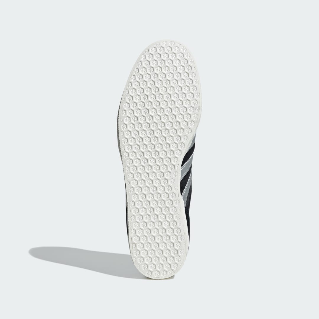 

adidas Tenis Gazelle Unisex, Negro/plata gris/off blanco