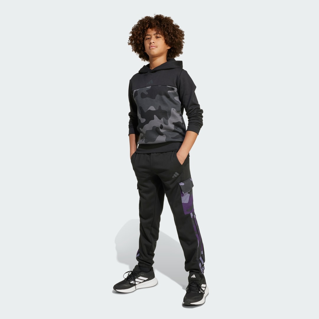 Thumbnail - Seasonal Essentials Camo French Terry Kids Cargohose