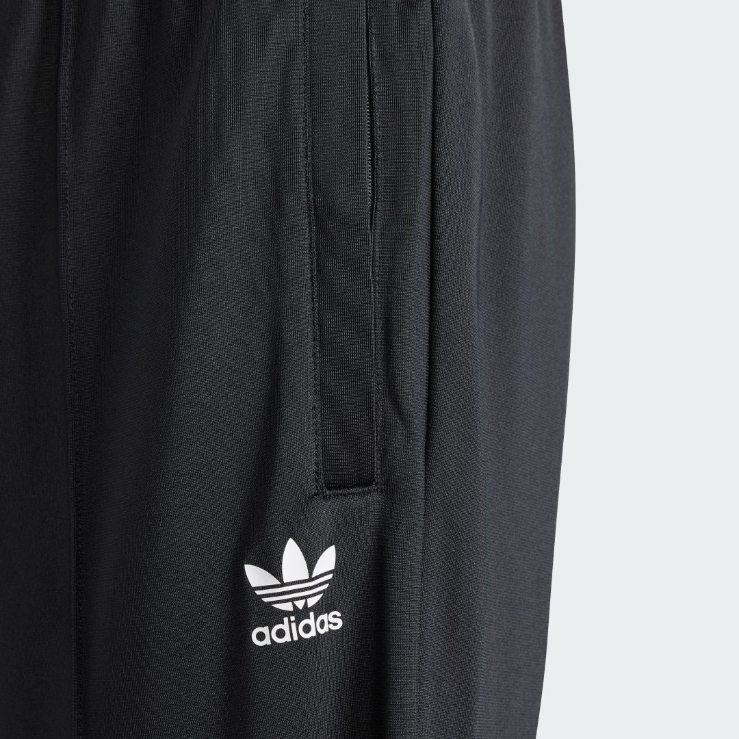 

Pantalón SST adidas Originals x Hello Kitty Pierna Ancha Niño, Negro
