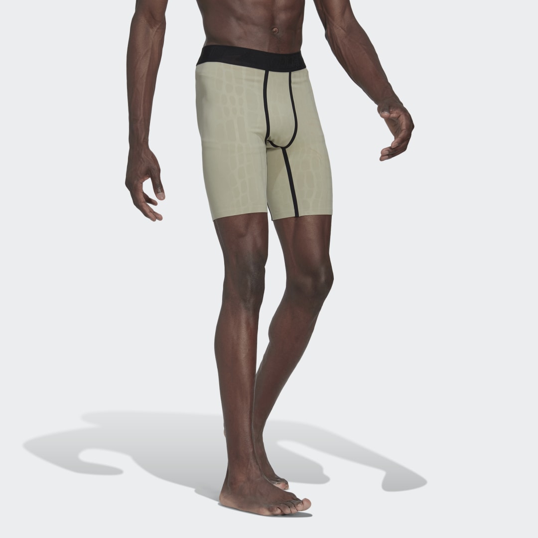 

adidas Licras Best of adi Techfit Hombre, Negro