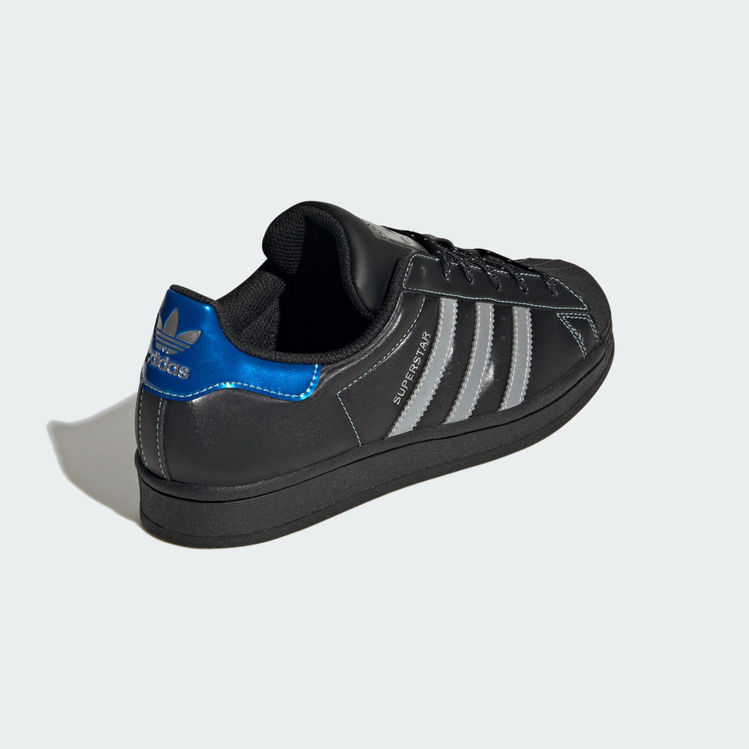 

adidas Tenis Superstar Unisex, Negro/plata gris/bright azul