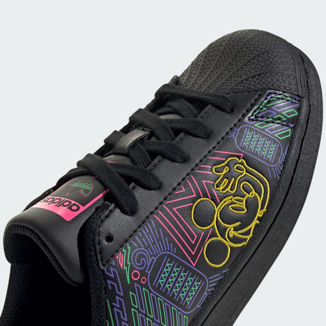 

Tenis Superstar adidas Originals x Disney Mickey Kids Niño, Blanco