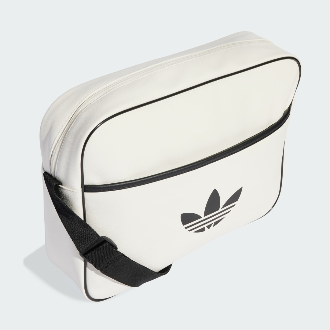 Adidas Airliner