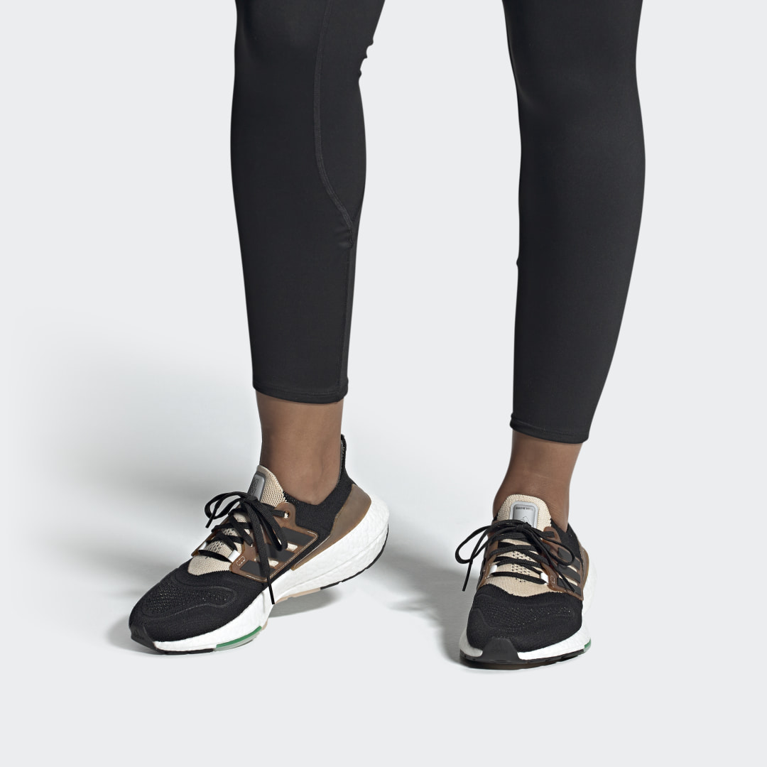 

adidas Tenis Ultraboost 22 Made With Nature Mujer, Negro/negro/wonder taupe